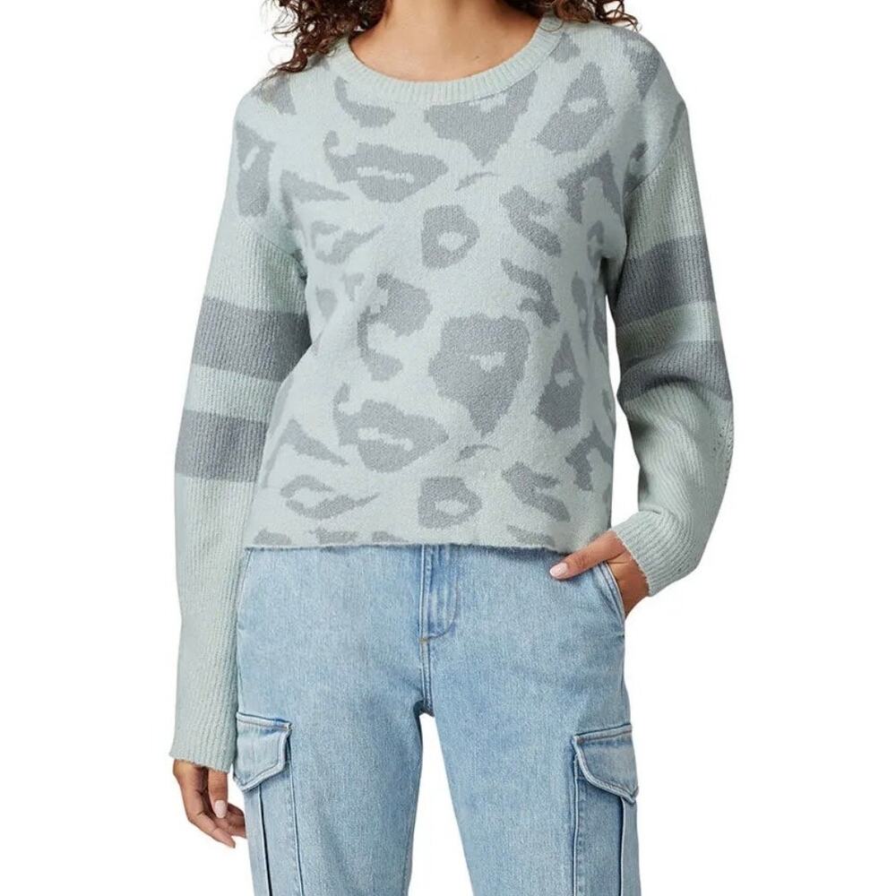John+Jenn Finn Animal Print Crew Neck Sweater Women's Medium Light Blue Gray